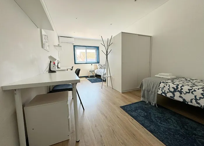 בית הארחה Dml *